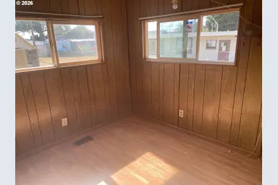 2400 SE Stratus Ave #19, McMinnville, OR 97128 - Photo 11