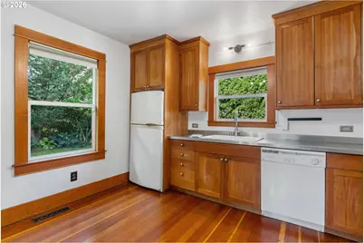 1517 Columbia, Hood River, OR 97031 - Photo 27