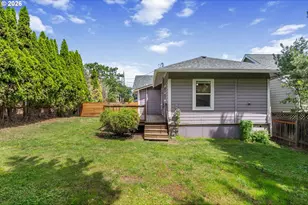 1517 Columbia, Hood River, OR 97031 - Photo 9