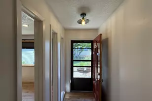 8704 NE 60th St, Vancouver, WA 98662 - Photo 3