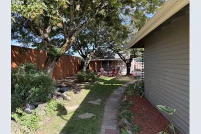 8704 NE 60th St, Vancouver, WA 98662 - Photo 23