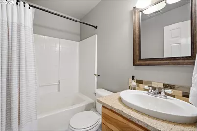 9097 SW Sweek Dr, Tualatin, OR 97062 - Photo 17