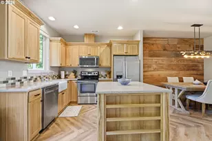 9097 SW Sweek Dr, Tualatin, OR 97062 - Photo 7