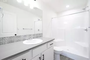 14722 SE Powell Blvd, Portland, OR 97236 - Photo 13