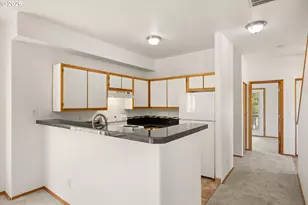 2730 SW 1st Ave, Portland, OR 97201 - Photo 9