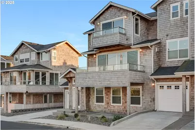 15 Avenue I #1, Seaside, OR 97138 - Photo 37