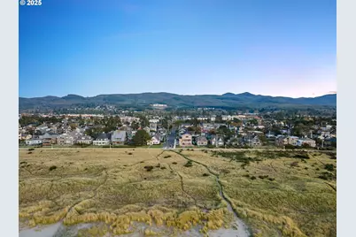 15 Avenue I #1, Seaside, OR 97138 - Photo 41