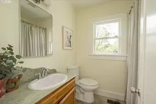 7922 SE Schiller St, Portland, OR 97206 - Photo 9