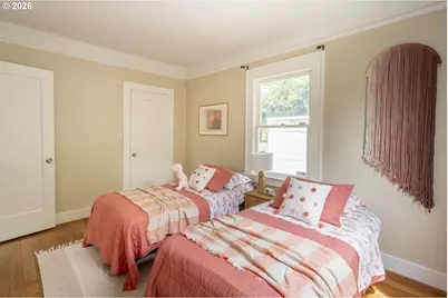 7922 SE Schiller St, Portland, OR 97206 - Photo 11