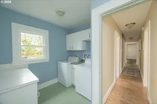 7922 SE Schiller St, Portland, OR 97206 - Photo 13