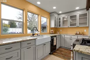 1306 S 4th St, Cottage Grove, OR 97424 - Photo 15