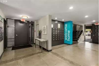 200 Burnham Rd #402, Lake Oswego, OR 97034 - Photo 3