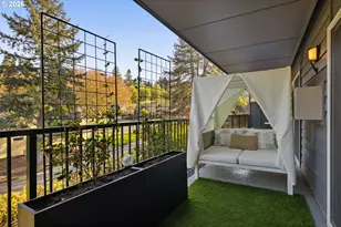 200 Burnham Rd, Lake Oswego, OR 97034 - Photo 23