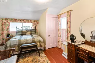 220 24th St, Salem, OR 97301 - Photo 21