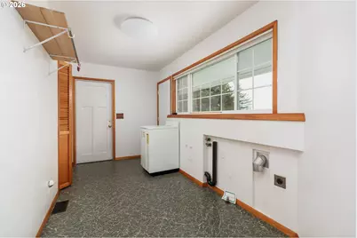6550 Curl Rd, Tillamook, OR 97141 - Photo 7
