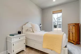 1608 S Fern Way, Canby, OR 97013 - Photo 9