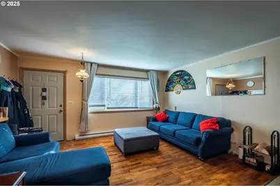 610 Park Ave, Lakeside, OR 97449 - Photo 13