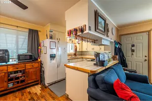 610 Park Ave, Lakeside, OR 97449 - Photo 21