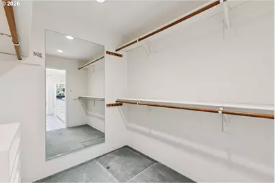 7050 SW Chapel Ln, Portland, OR 97223 - Photo 27