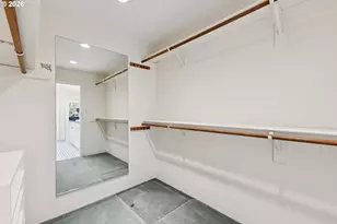 7050 SW Chapel Ln, Portland, OR 97223 - Photo 27