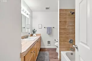 8833 N Syracuse St, Portland, OR 97203 - Photo 13