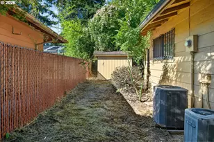 16735 NE Glisan St, Portland, OR 97230 - Photo 39