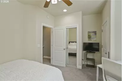 6910 N Charleston Ave, Portland, OR 97203 - Photo 25