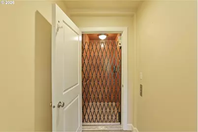 6910 N Charleston Ave, Portland, OR 97203 - Photo 27