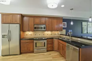 6910 N Charleston Ave, Portland, OR 97203 - Photo 7