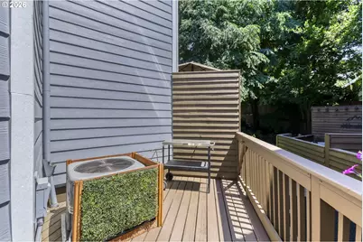 6910 N Charleston Ave, Portland, OR 97203 - Photo 13