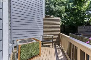 6910 N Charleston Ave, Portland, OR 97203 - Photo 13