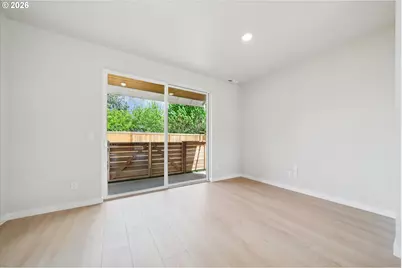5951 SE Reedway St, Portland, OR 97206 - Photo 5