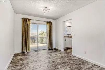 18801 NE Clackamas St, Portland, OR 97230 - Photo 9