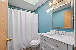 6860 N Swift St, Portland, OR 97203 - Photo 23