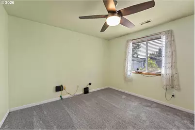6860 N Swift St, Portland, OR 97203 - Photo 21
