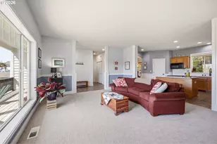 843 W Y St, Washougal, WA 98671 - Photo 7