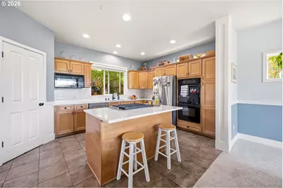 843 W Y St, Washougal, WA 98671 - Photo 9