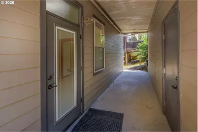 31 Marlboro Ln, Eugene, OR 97405 - Photo 41