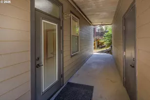 31 Marlboro Ln, Eugene, OR 97405 - Photo 41