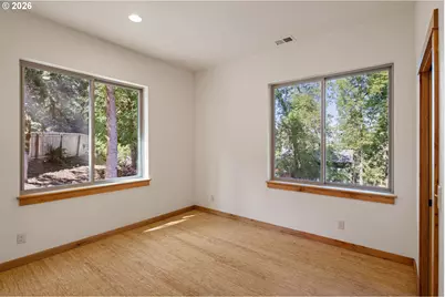 31 Marlboro Ln, Eugene, OR 97405 - Photo 27
