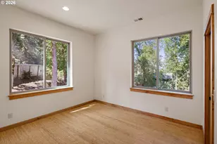 31 Marlboro Ln, Eugene, OR 97405 - Photo 27
