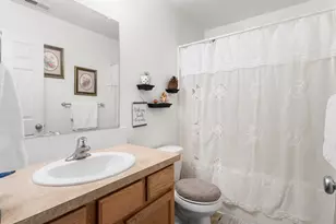 1241 Dahlia St, Woodburn, OR 97071 - Photo 13