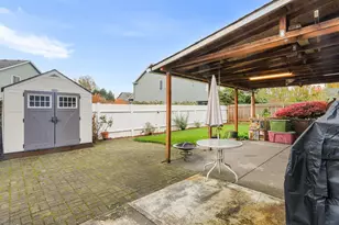 1241 Dahlia St, Woodburn, OR 97071 - Photo 23