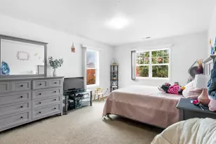 1241 Dahlia St, Woodburn, OR 97071 - Photo 15