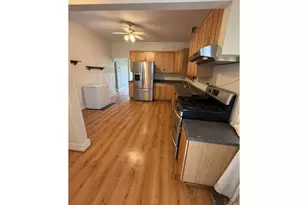 1466 SE Pine St, Roseburg, OR 97470 - Photo 5