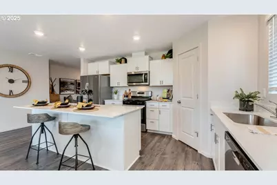 4951 Columbus Ave NE, Salem, OR 97301 - Photo 11