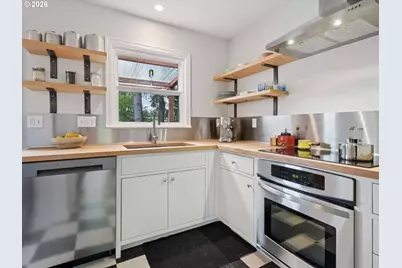 3424 SE Tibbetts St, Portland, OR 97202 - Photo 9