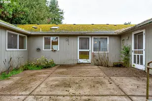 329 Dean Ave, Eugene, OR 97404 - Photo 41