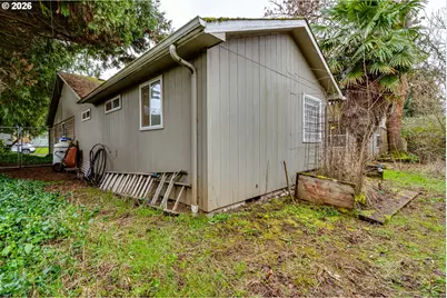 329 Dean Ave, Eugene, OR 97404 - Photo 43