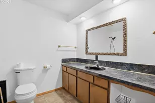 2305 Burcham St, Kelso, WA 98626 - Photo 5